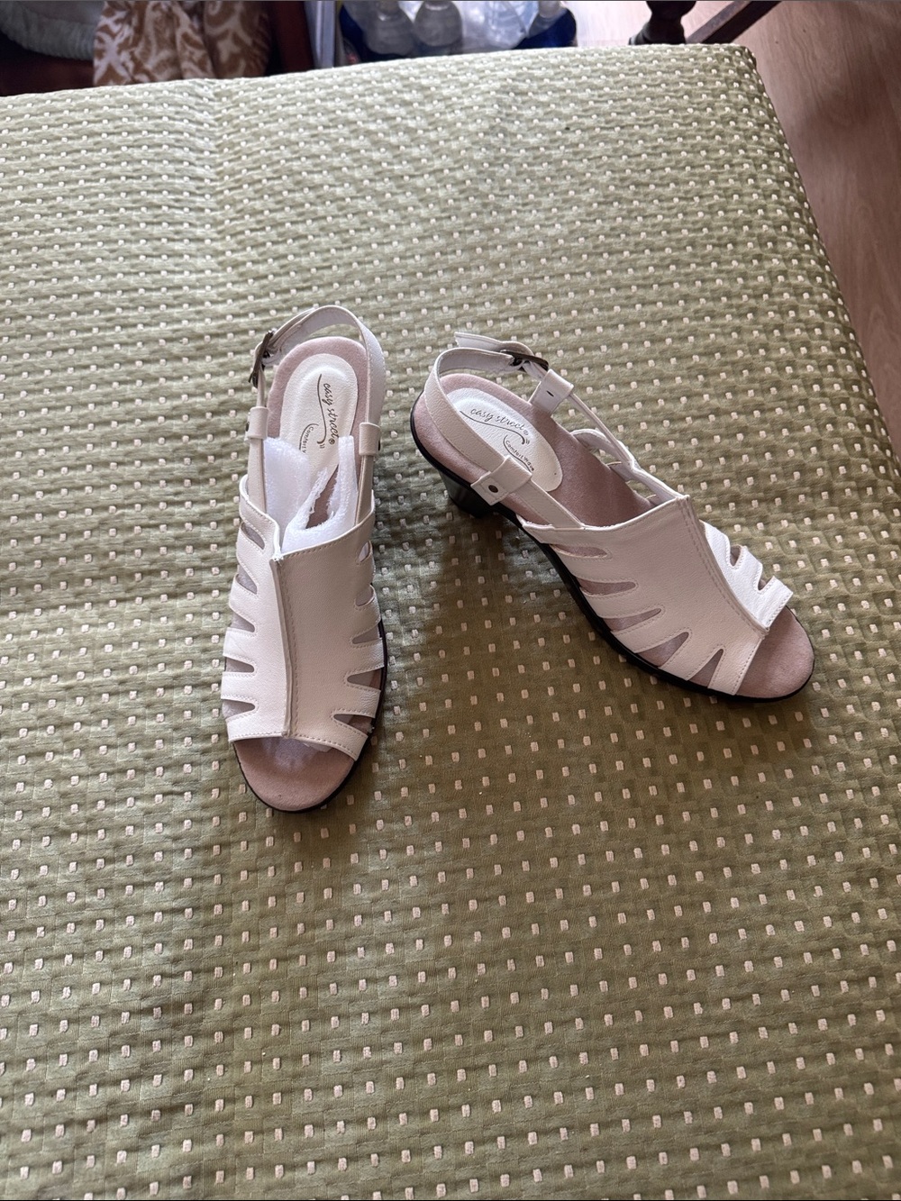 East Street Comfort Wave sandals